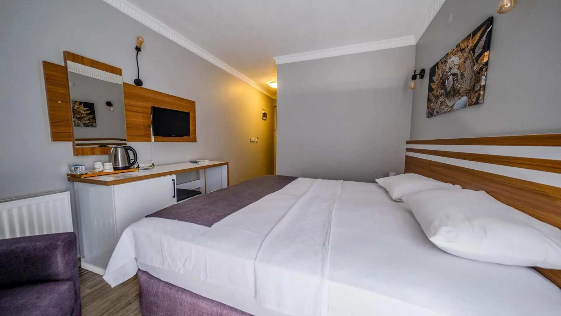 Lopera Beach Hotel Edremit  Turkey