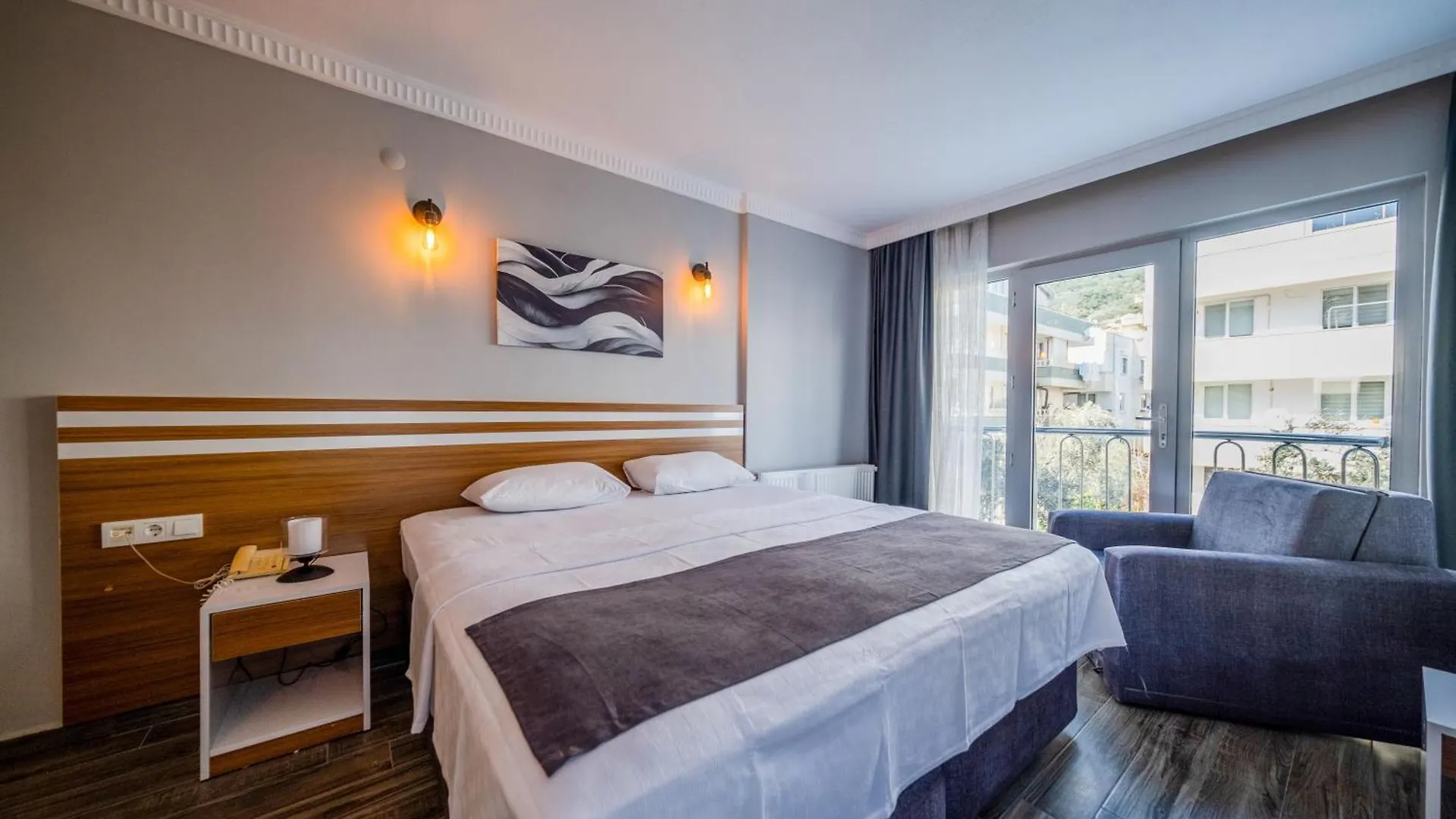 Lopera Beach Hotel Edremit  Turkey